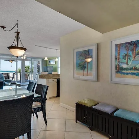 Magnolia House At Destin Pointe II Apartment Room photo