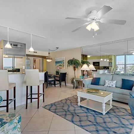 Magnolia House At Destin Pointe II Apartment Room photo